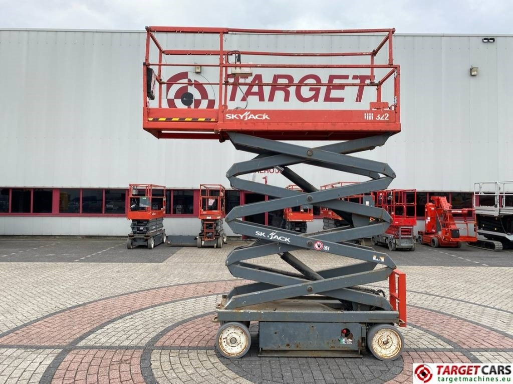 Scherenbühne SkyJack SJIII-3226 Electric 3226 Scissor Work Lift 990cm: das Bild 5 Scherenbühne SkyJack SJIII-3226 Electric 3226 Scissor Work Lift 990cm: das Bild 5