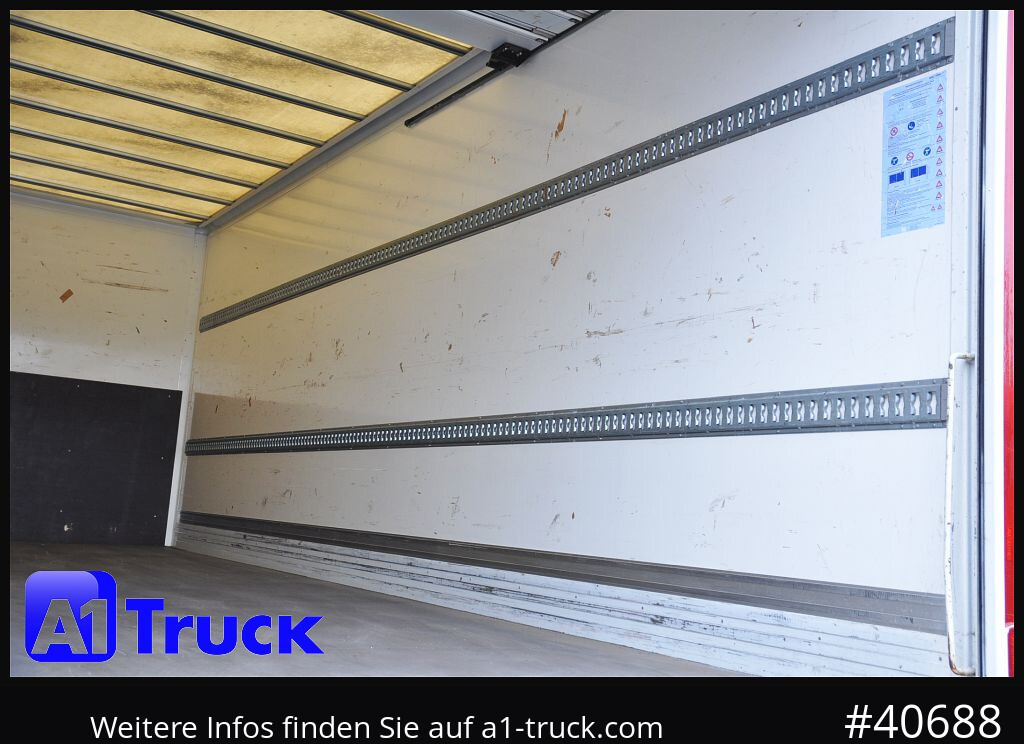 SPIER WB Koffer, 7,45, guter Zustand, verzinkt, Rolltor - Kofferaufbau: das Bild 4 SPIER WB Koffer, 7,45, guter Zustand, verzinkt, Rolltor - Kofferaufbau: das Bild 4