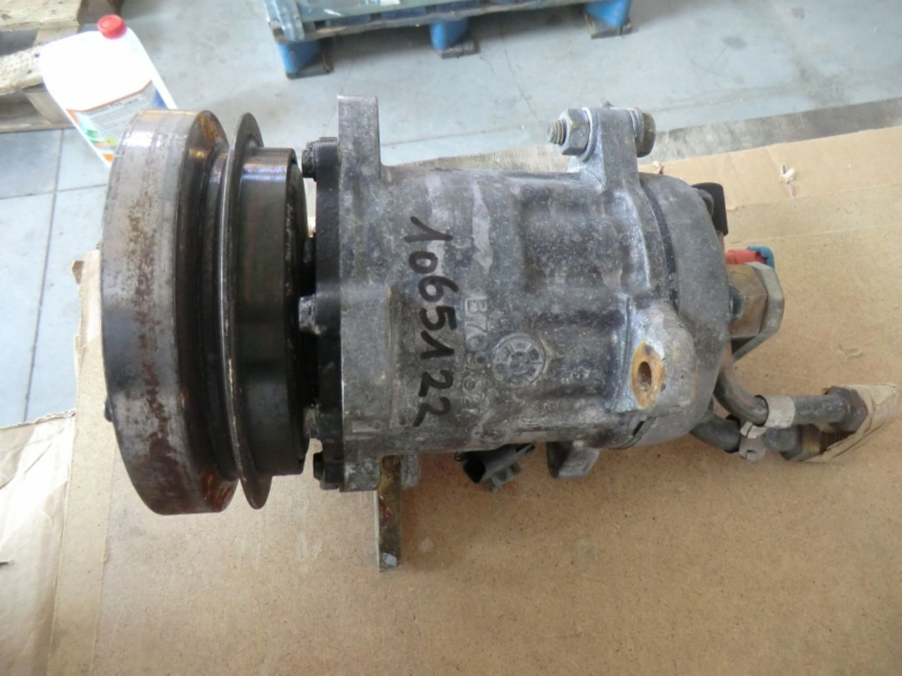 Caterpillar 928G COMPRESSORE ARIA CONDIZIONATA - Klimakompressor für Baumaschine: das Bild 2 Caterpillar 928G COMPRESSORE ARIA CONDIZIONATA - Klimakompressor für Baumaschine: das Bild 2