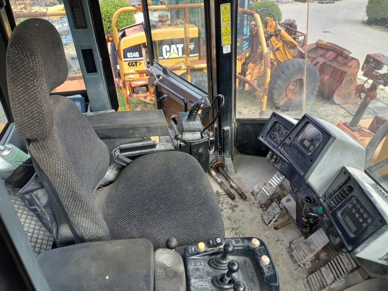 Radlader Caterpillar 988H Pala gommata 988H in buone condizione.: das Bild 14 Radlader Caterpillar 988H Pala gommata 988H in buone condizione.: das Bild 14