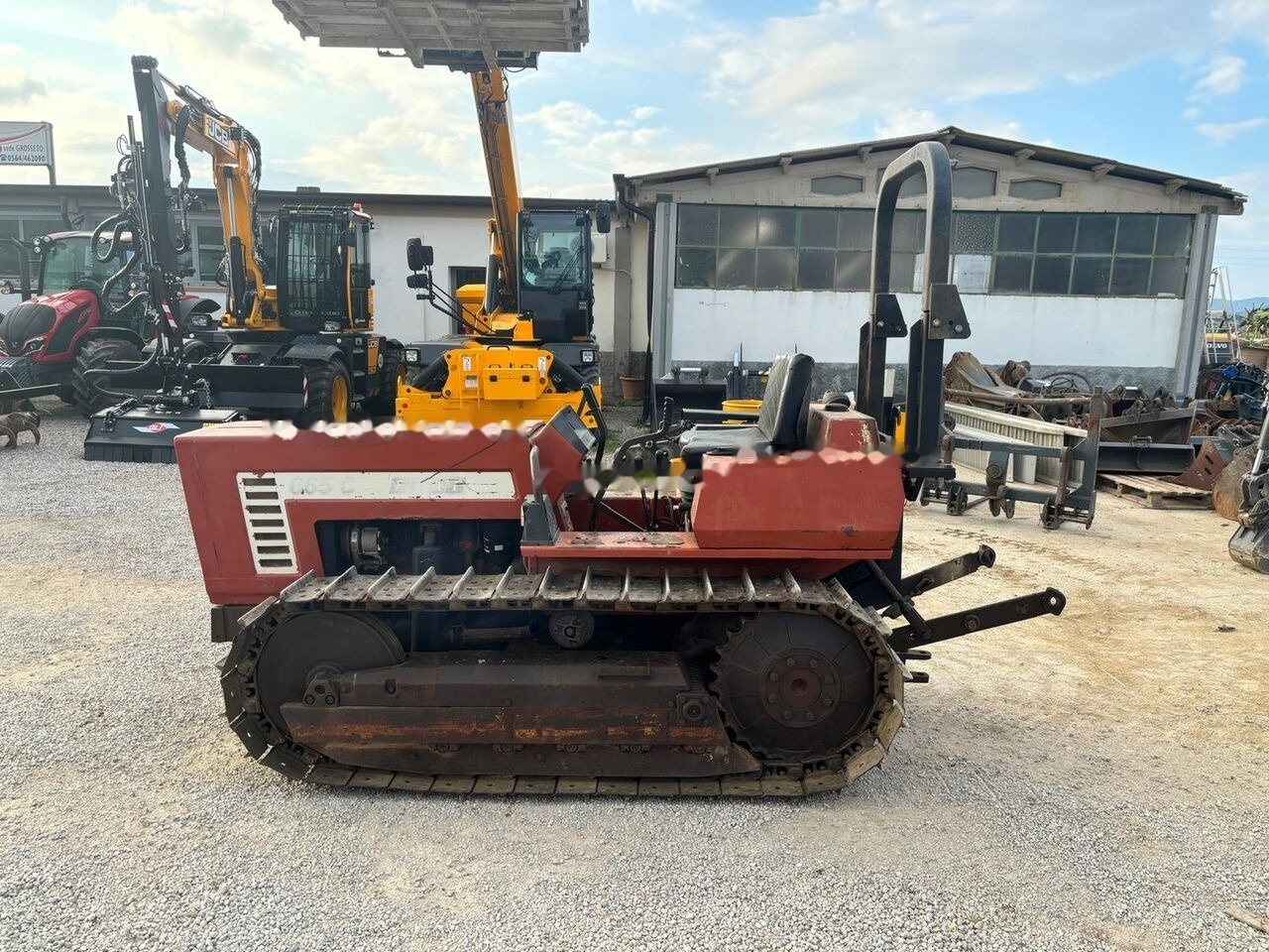 FIAT 665C - Raupentraktor: das Bild 1 FIAT 665C - Raupentraktor: das Bild 1