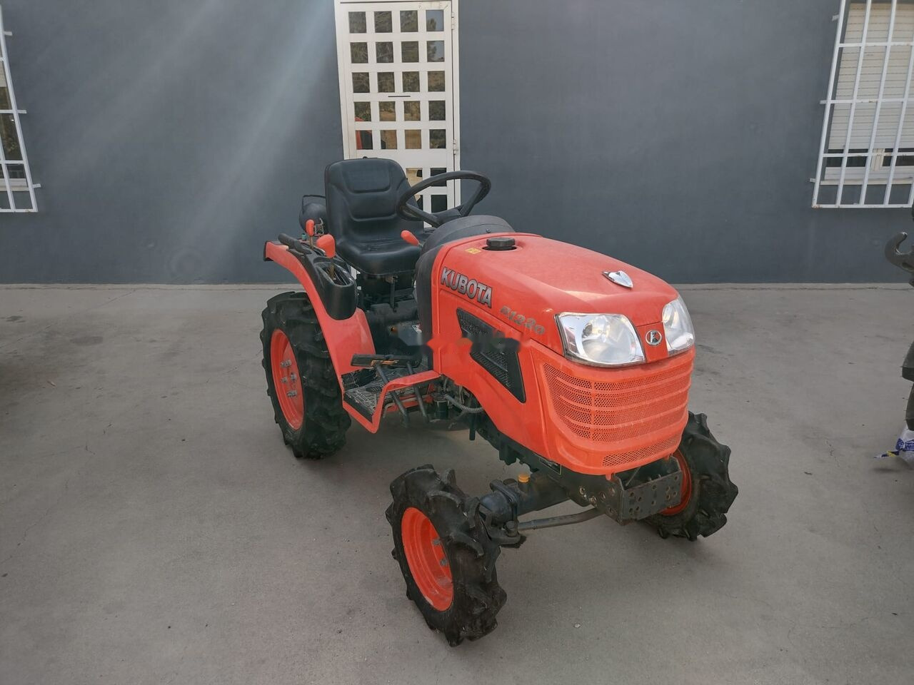 Kubota B1220 - Kleintraktor: das Bild 4 Kubota B1220 - Kleintraktor: das Bild 4