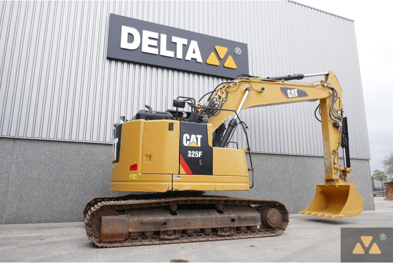 Caterpillar 325F LCR - Kettenbagger: das Bild 5 Caterpillar 325F LCR - Kettenbagger: das Bild 5