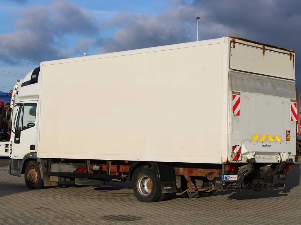 Iveco EUROCARGO ML75E17, HYDRAULIC FRONT, SLEEPING BODY - Koffer LKW: das Bild 5 Iveco EUROCARGO ML75E17, HYDRAULIC FRONT, SLEEPING BODY - Koffer LKW: das Bild 5