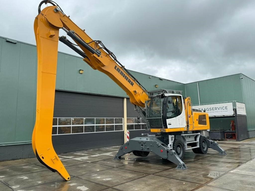 Liebherr LH 30 M - Umschlagbagger: das Bild 4 Liebherr LH 30 M - Umschlagbagger: das Bild 4
