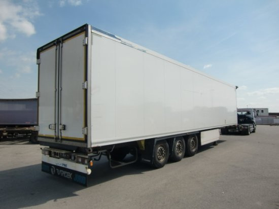 Krone Carrier Vector 1350, Liftachse - Isotherm Auflieger: das Bild 4 Krone Carrier Vector 1350, Liftachse - Isotherm Auflieger: das Bild 4