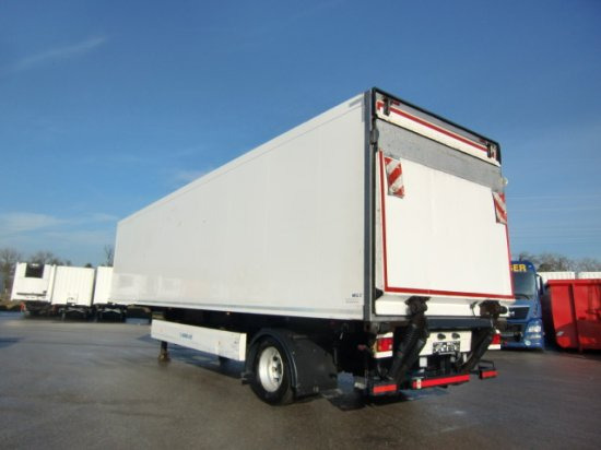 Krone SZ/K Carrier Maxima 1300 1-achsauflieger mit Hebebühne - Isotherm Auflieger: das Bild 4 Krone SZ/K Carrier Maxima 1300 1-achsauflieger mit Hebebühne - Isotherm Auflieger: das Bild 4