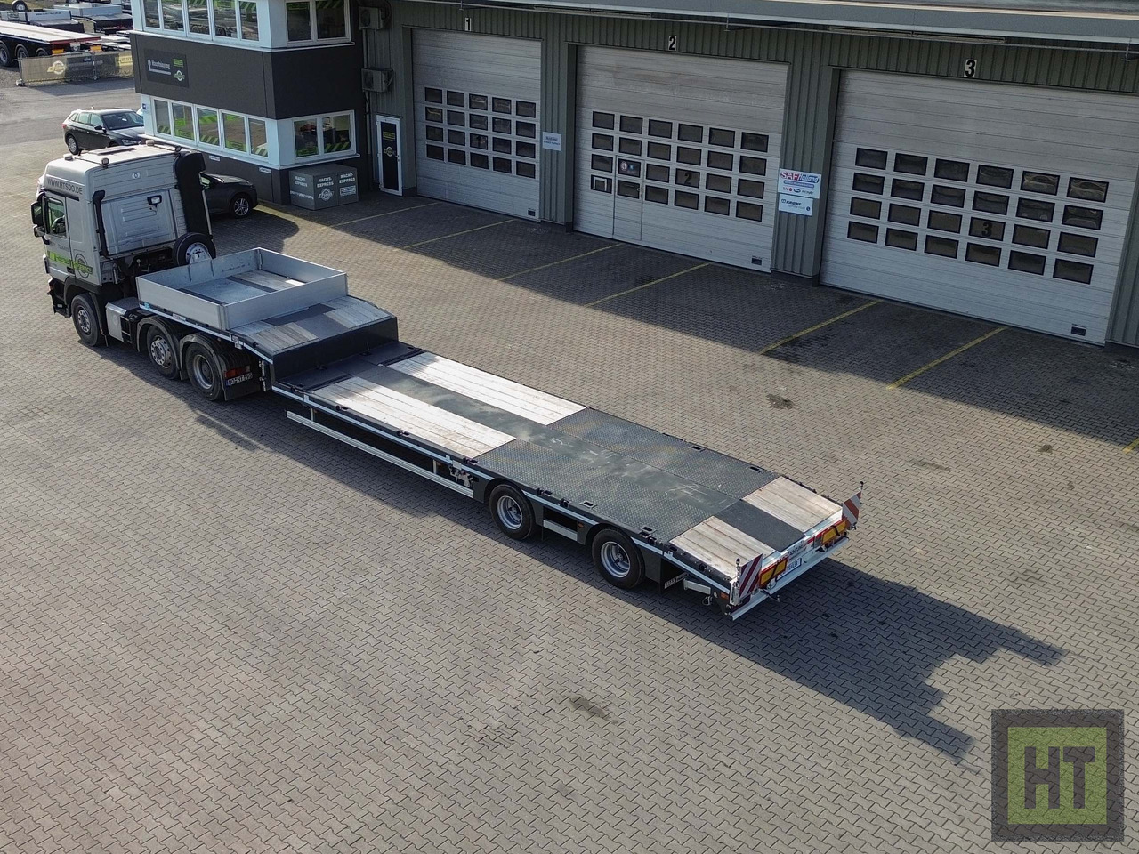 Faymonville MAX Trailer 2-Achs-Tele-Semi-Sattelauflieger-zwangsgelenkt - Tieflader Auflieger: das Bild 1 Faymonville MAX Trailer 2-Achs-Tele-Semi-Sattelauflieger-zwangsgelenkt - Tieflader Auflieger: das Bild 1