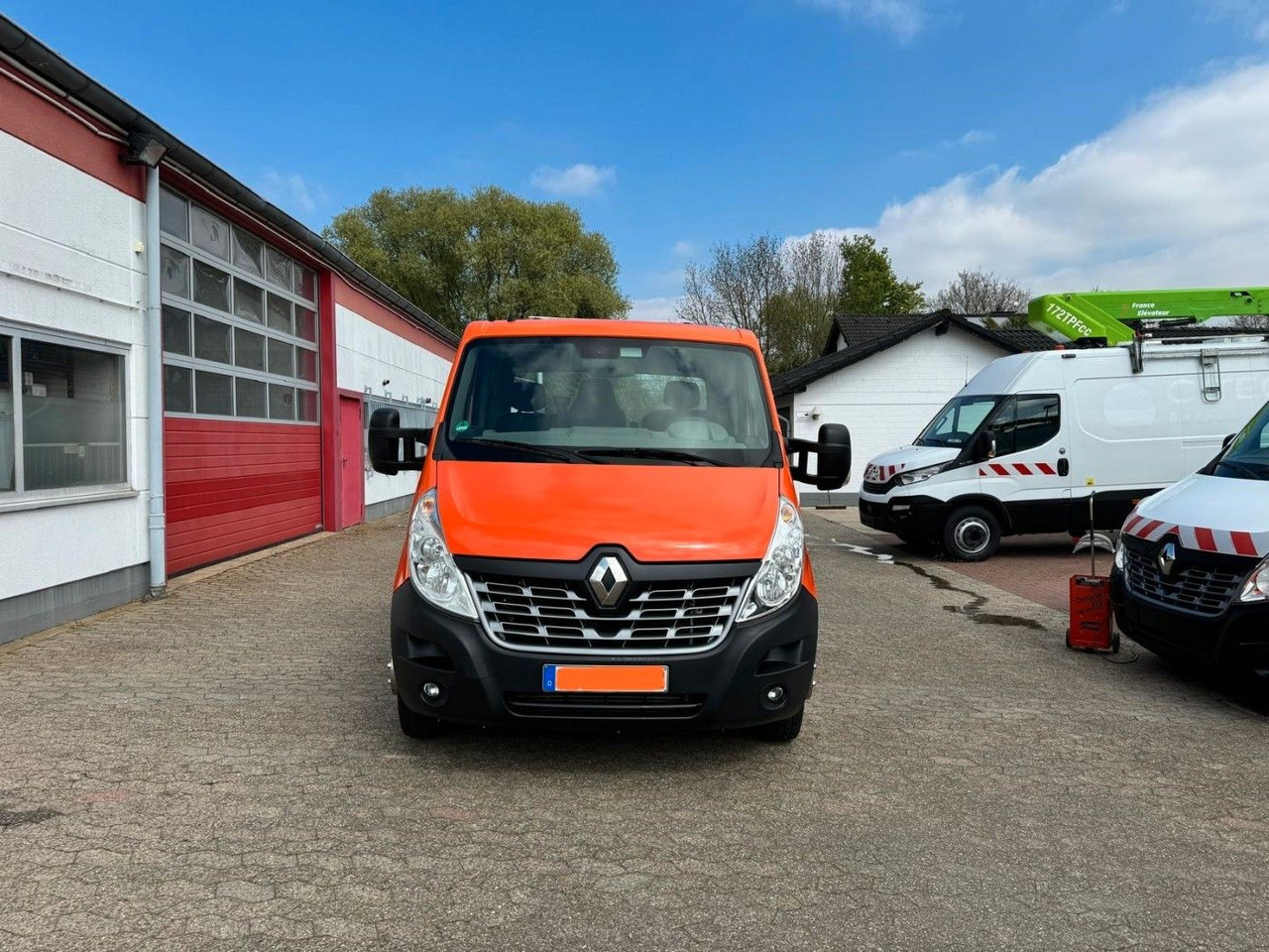 Renault Master Autotransporter - Autotransporter LKW: das Bild 2 Renault Master Autotransporter - Autotransporter LKW: das Bild 2