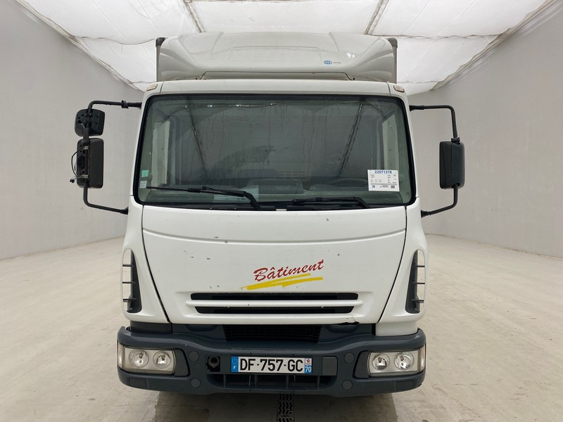 Iveco 120E17 - Koffer LKW: das Bild 2 Iveco 120E17 - Koffer LKW: das Bild 2