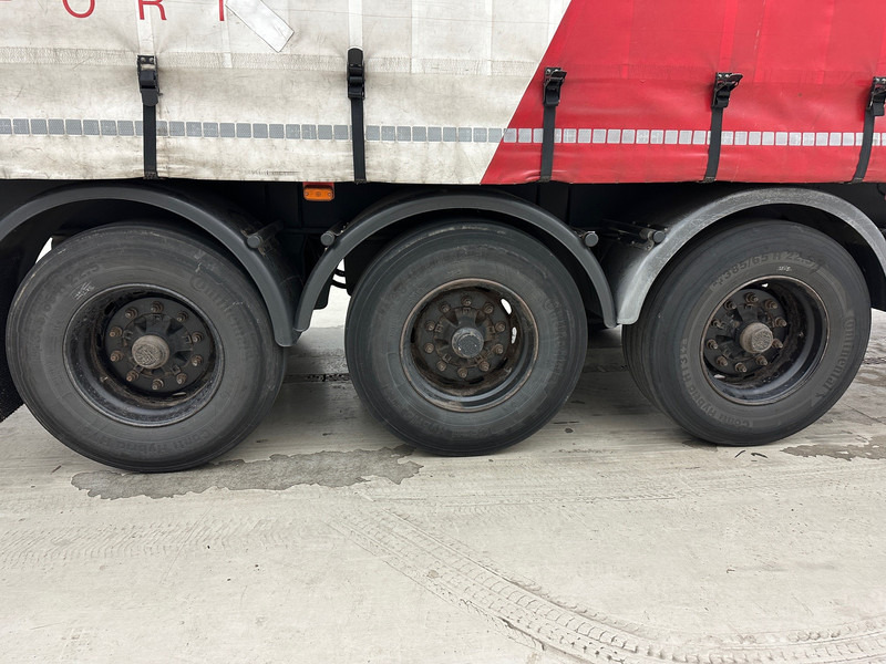 LAG Tautliner - Planenauflieger: das Bild 4 LAG Tautliner - Planenauflieger: das Bild 4