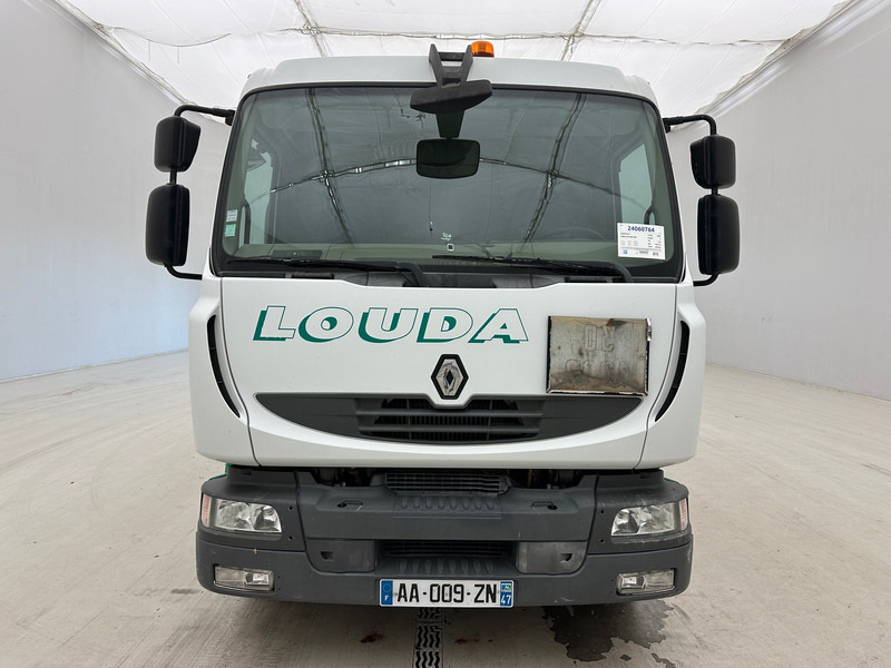 Renault Midlum 240 DXi - Tankwagen: das Bild 2 Renault Midlum 240 DXi - Tankwagen: das Bild 2