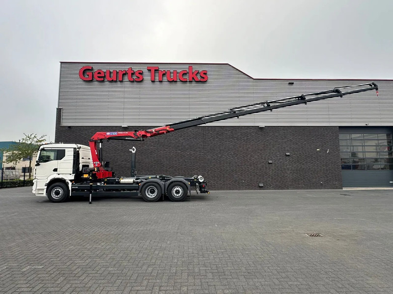 MAN TGS 26.520 6X4H-4 BL NEW MODEL + MEILLER HAAKARMSYSTEEM + HMF 2320 K6-RCS KRAAN/KRAN/CRANE/GRUA - Abrollkipper, Autokran: das Bild 4 MAN TGS 26.520 6X4H-4 BL NEW MODEL + MEILLER HAAKARMSYSTEEM + HMF 2320 K6-RCS KRAAN/KRAN/CRANE/GRUA - Abrollkipper, Autokran: das Bild 4