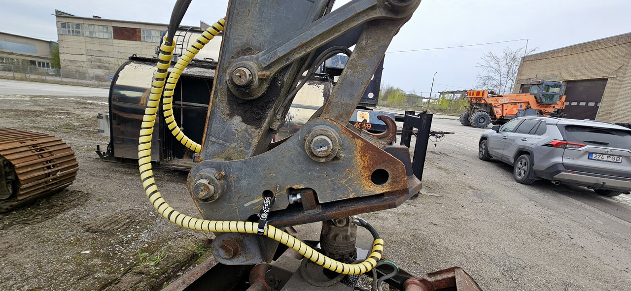 Kettenbagger Volvo EC 210 BLC  new engine: das Bild 10