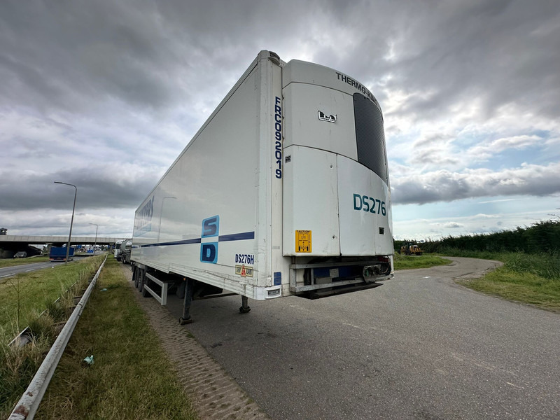 Gray and Adams Meat Hook Thermo King SLXE 400 - Kühlkoffer Auflieger: das Bild 5 Gray and Adams Meat Hook Thermo King SLXE 400 - Kühlkoffer Auflieger: das Bild 5