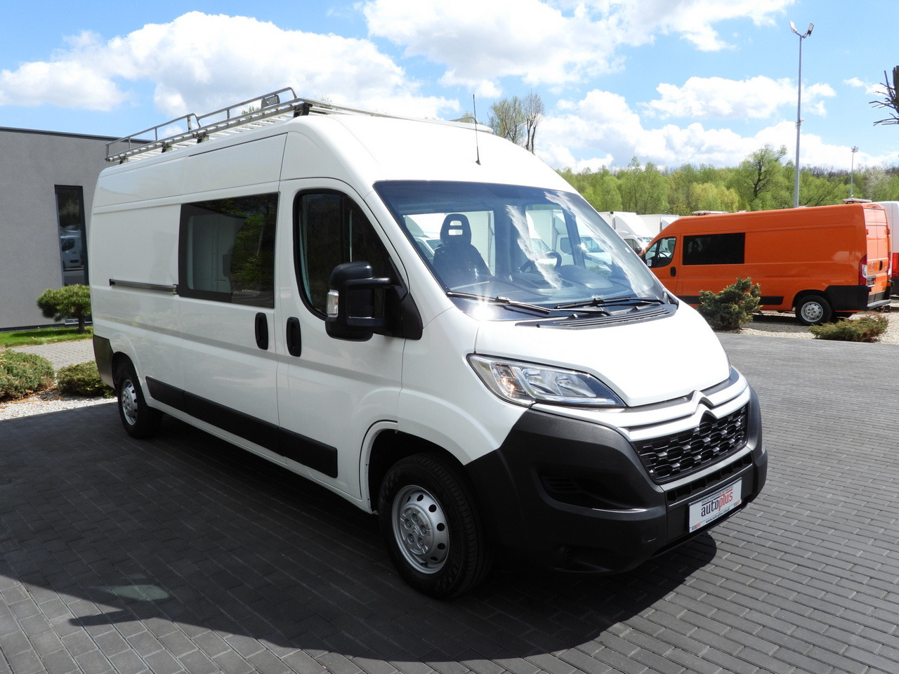 CITROEN JUMPER BOX DELIVERY VAN 7 SEATS CRUISE CONTROL 120HP - Kastenwagen: das Bild 4 CITROEN JUMPER BOX DELIVERY VAN 7 SEATS CRUISE CONTROL 120HP - Kastenwagen: das Bild 4