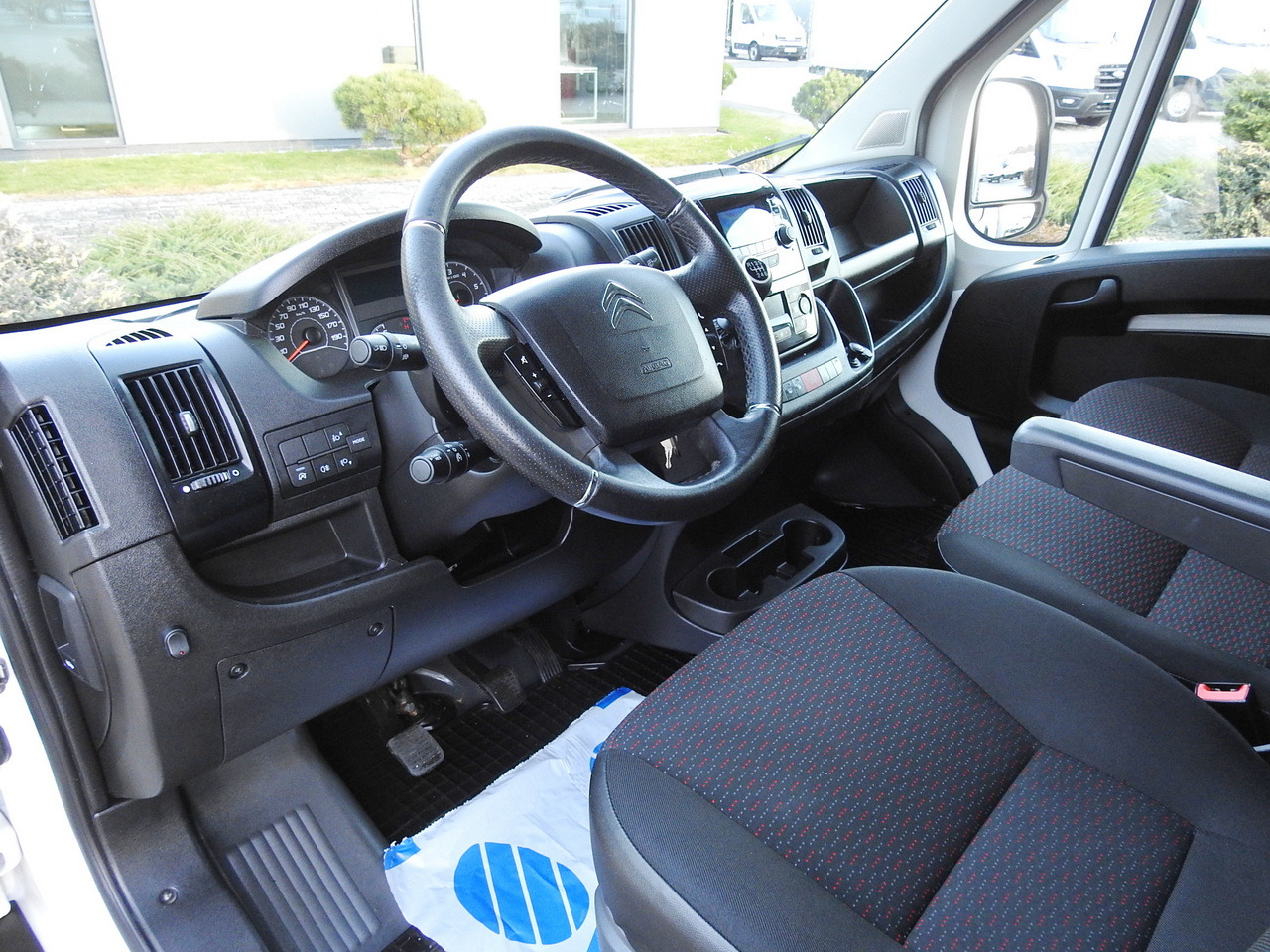 CITROEN JUMPER TARPAULIN 10 PALLETS CRUISE CONTROL AIR CONDITIONING LED LIGHTS PNEUMATICS 165HP - Transporter mit Plane: das Bild 2 CITROEN JUMPER TARPAULIN 10 PALLETS CRUISE CONTROL AIR CONDITIONING LED LIGHTS PNEUMATICS 165HP - Transporter mit Plane: das Bild 2