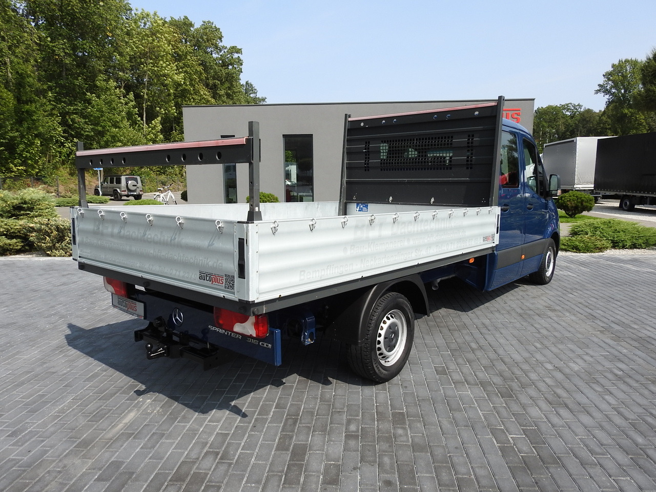 MERCEDES SPRINTER 316 STAKE BODY DOUBLE CABIN DOKA 7 SEATS AIR CONDITIONING 160HP - Transporter mit Doppelkabine: das Bild 3 MERCEDES SPRINTER 316 STAKE BODY DOUBLE CABIN DOKA 7 SEATS AIR CONDITIONING 160HP - Transporter mit Doppelkabine: das Bild 3