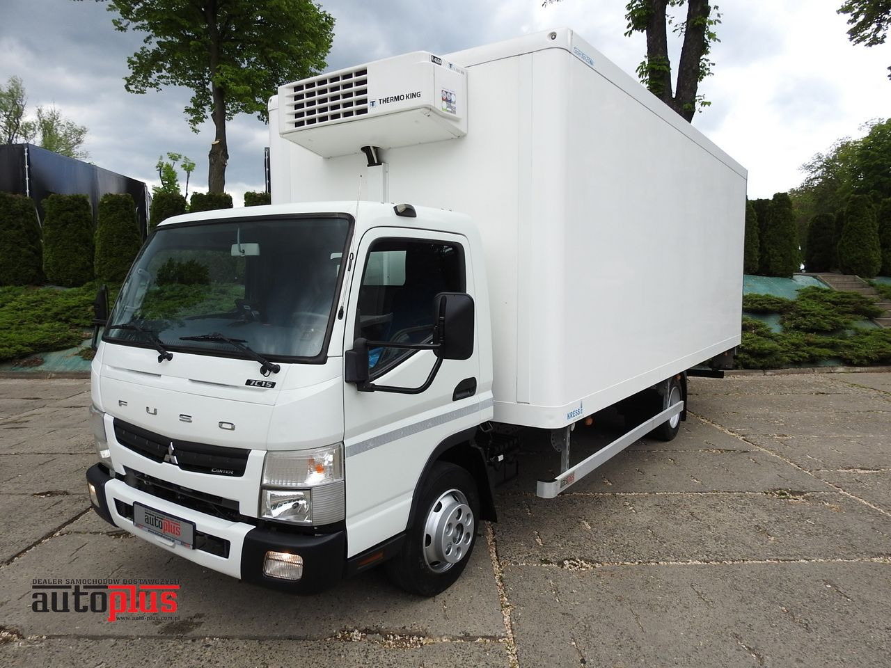 MITSUBISHI CANTER FUSO 7C15 REGRIGERATOR BOX -4*C LIFT POWER SUPPLY 230V AIR CONDITIONING AUTOMATIC TRANSMISSION 150HP - Kühlkoffer LKW: das Bild 1 MITSUBISHI CANTER FUSO 7C15 REGRIGERATOR BOX -4*C LIFT POWER SUPPLY 230V AIR CONDITIONING AUTOMATIC TRANSMISSION 150HP - Kühlkoffer LKW: das Bild 1