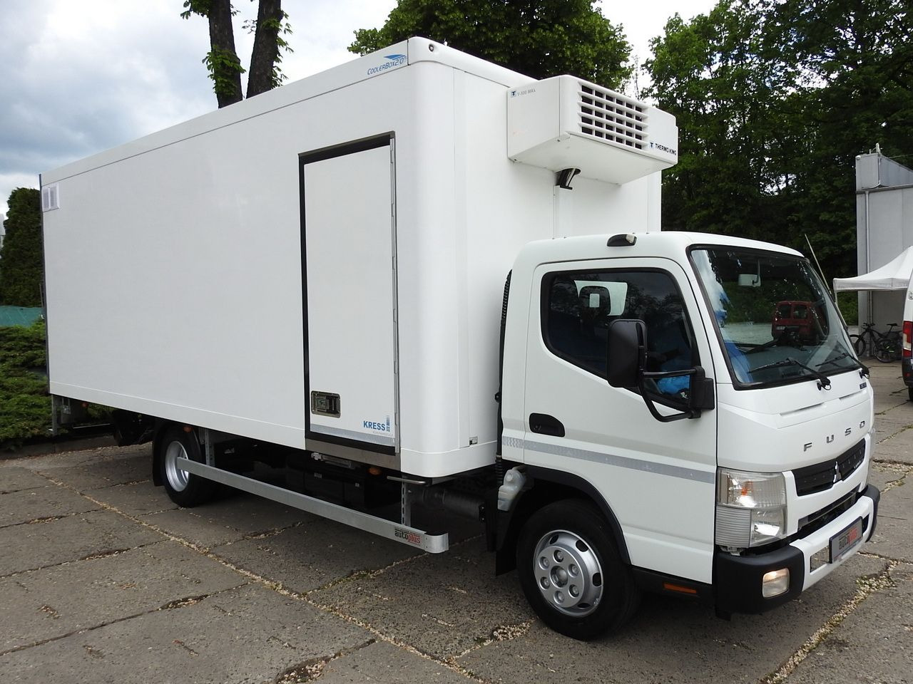 MITSUBISHI CANTER FUSO 7C15 REGRIGERATOR BOX -4*C LIFT POWER SUPPLY 230V AIR CONDITIONING AUTOMATIC TRANSMISSION 150HP - Kühlkoffer LKW: das Bild 4 MITSUBISHI CANTER FUSO 7C15 REGRIGERATOR BOX -4*C LIFT POWER SUPPLY 230V AIR CONDITIONING AUTOMATIC TRANSMISSION 150HP - Kühlkoffer LKW: das Bild 4