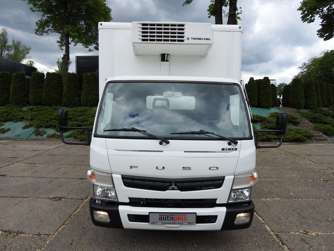 MITSUBISHI CANTER FUSO 7C15 REGRIGERATOR BOX -4*C LIFT POWER SUPPLY 230V AIR CONDITIONING AUTOMATIC TRANSMISSION 150HP - Kühlkoffer LKW: das Bild 5 MITSUBISHI CANTER FUSO 7C15 REGRIGERATOR BOX -4*C LIFT POWER SUPPLY 230V AIR CONDITIONING AUTOMATIC TRANSMISSION 150HP - Kühlkoffer LKW: das Bild 5