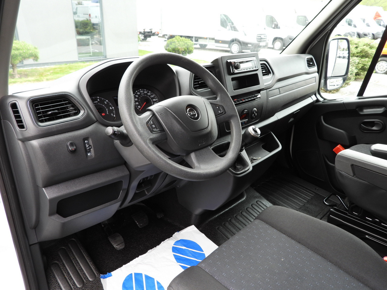 OPEL MOVANO TARPAULIN 10 PALLETS WEBASTO CRUISE CONTROL LED LIGHTS PNEUMATICS AIR CONDITIONING 165HP - Transporter mit Plane: das Bild 2 OPEL MOVANO TARPAULIN 10 PALLETS WEBASTO CRUISE CONTROL LED LIGHTS PNEUMATICS AIR CONDITIONING 165HP - Transporter mit Plane: das Bild 2