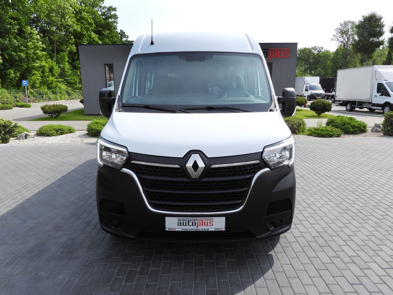 RENAULT MASTER BOX DELIVERY VAN 7 SEATS CRUISE CONTROL NAVIGATION LED LIGHTS AIR CONDITIONING 140HP - Kastenwagen: das Bild 5 RENAULT MASTER BOX DELIVERY VAN 7 SEATS CRUISE CONTROL NAVIGATION LED LIGHTS AIR CONDITIONING 140HP - Kastenwagen: das Bild 5