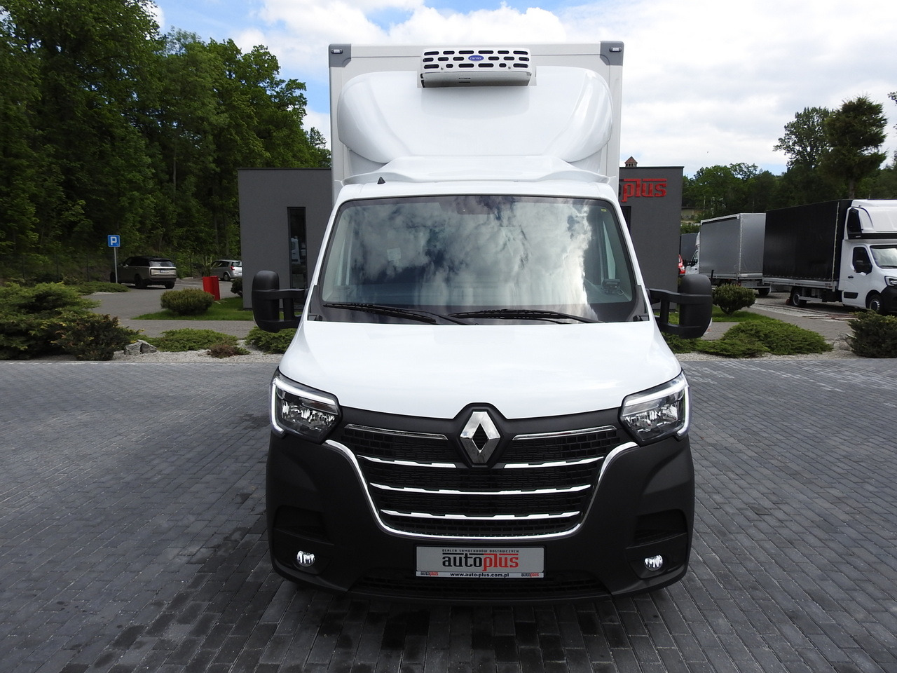 RENAULT MASTER NEW REGRIGERATOR BOX -10*C 8 PALLETS CRUISE CONTROL AIR CONDITIONING LED LIGHTS GUARANTEE 165HP - Kühltransporter: das Bild 5 RENAULT MASTER NEW REGRIGERATOR BOX -10*C 8 PALLETS CRUISE CONTROL AIR CONDITIONING LED LIGHTS GUARANTEE 165HP - Kühltransporter: das Bild 5