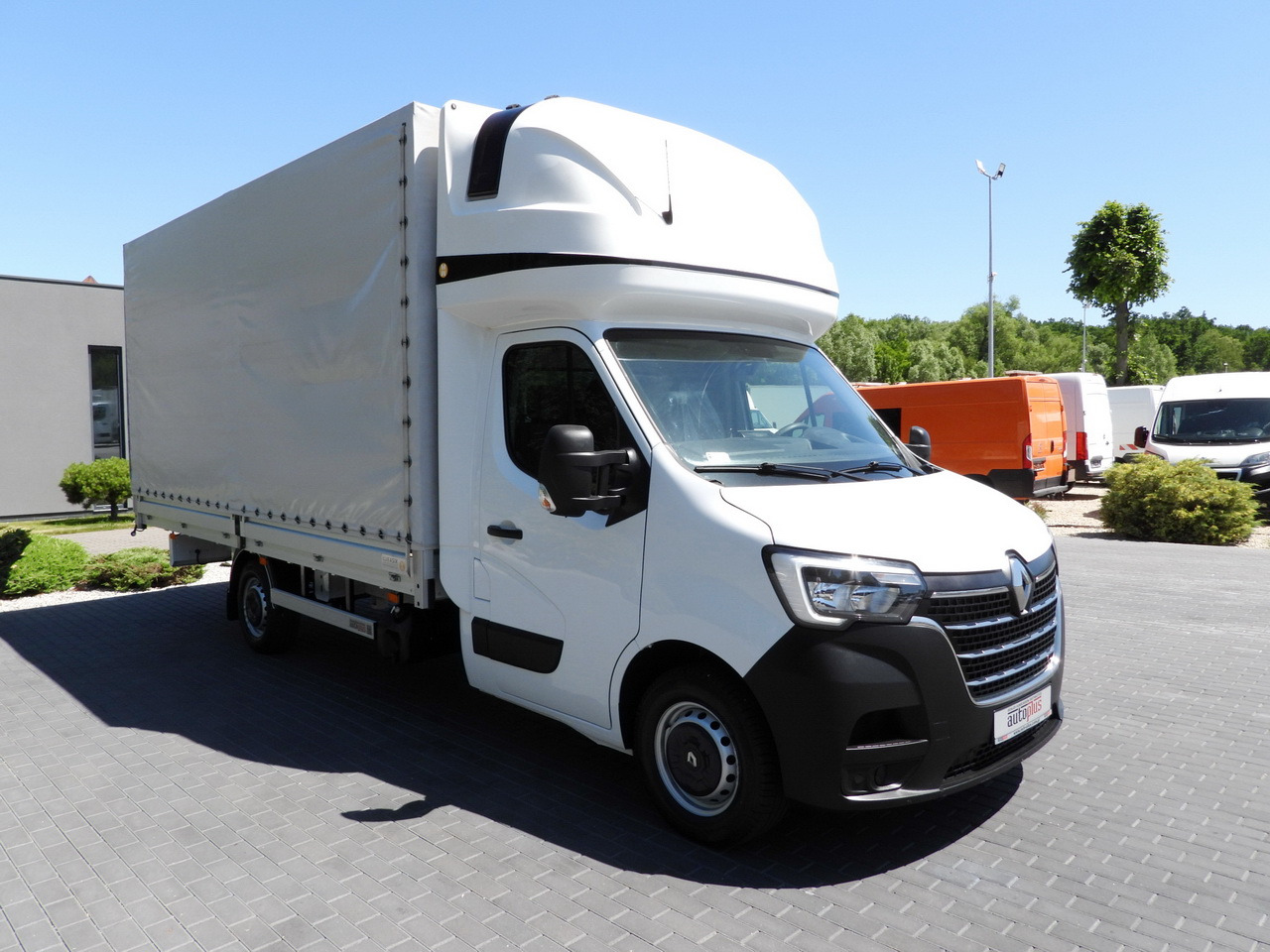 RENAULT MASTER TARPAULIN 10 PALLETS WEBASTO CRUISE CONTROL LED LIGHTS PNEUMATICS AIR CONDITIONING 165HP - Transporter mit Plane: das Bild 4 RENAULT MASTER TARPAULIN 10 PALLETS WEBASTO CRUISE CONTROL LED LIGHTS PNEUMATICS AIR CONDITIONING 165HP - Transporter mit Plane: das Bild 4