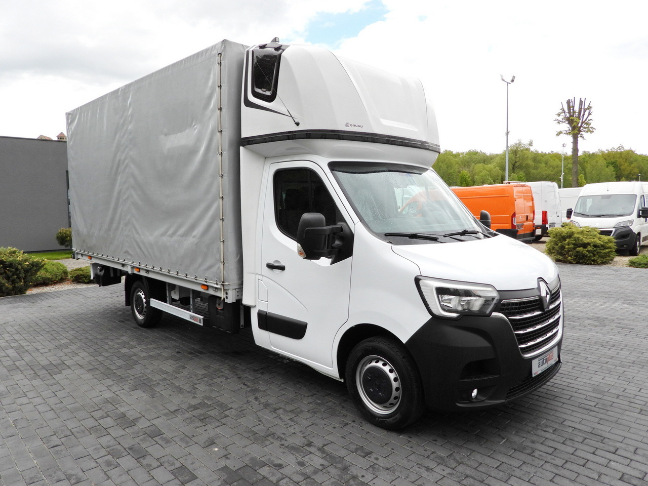 RENAULT MASTER TARPAULIN 10 PALLETS WEBASTO CRUISE CONTROL LED LIGHTS PNEUMATICS AIR CONDITIONING 165HP - Transporter mit Plane: das Bild 4 RENAULT MASTER TARPAULIN 10 PALLETS WEBASTO CRUISE CONTROL LED LIGHTS PNEUMATICS AIR CONDITIONING 165HP - Transporter mit Plane: das Bild 4