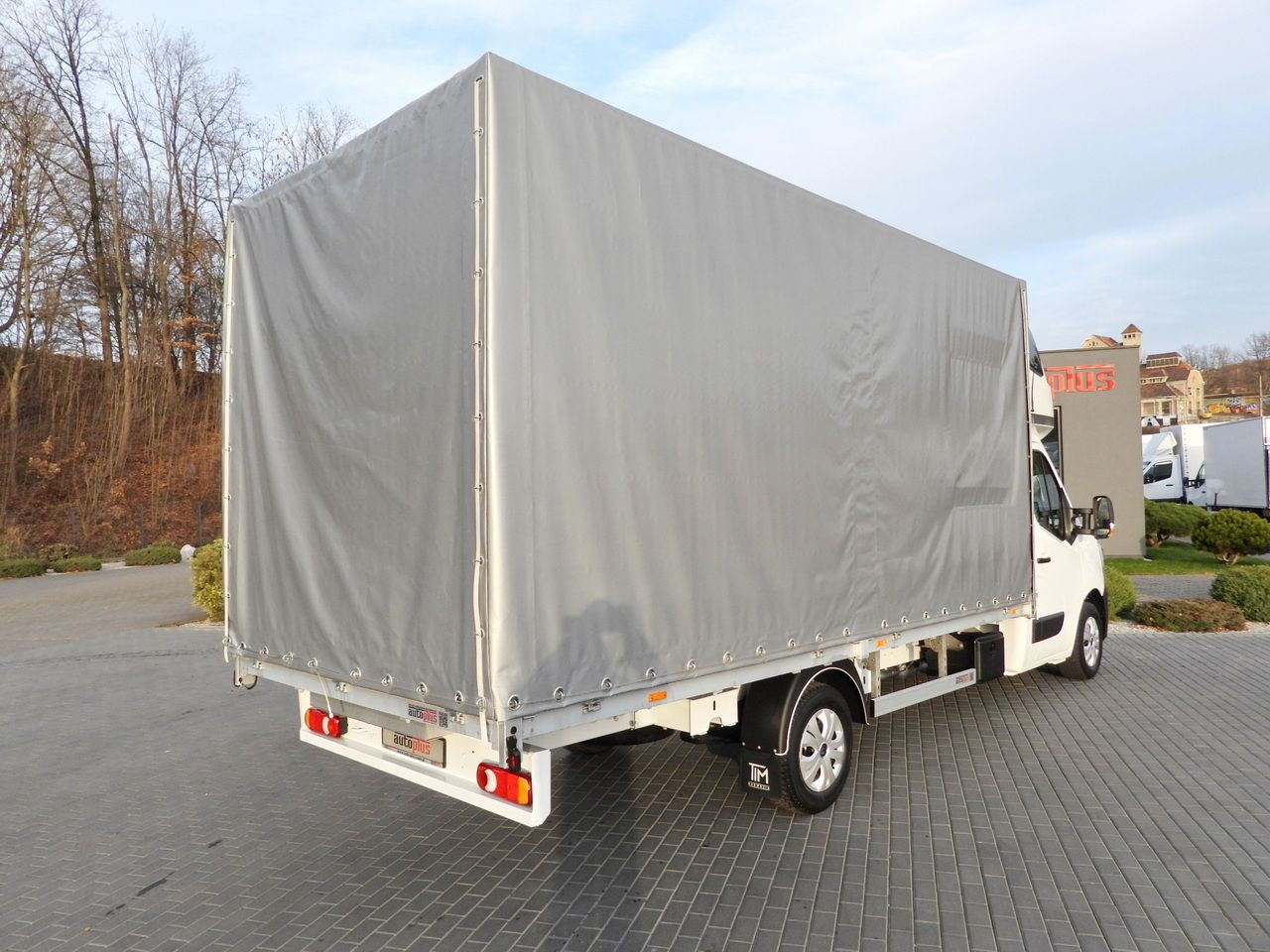 RENAULT MASTER TARPAULIN 10 PALLETS WEBASTO CRUISE CONTROL LED LIGHTS PNEUMATICS AIR CONDITIONING 165HP - Transporter mit Plane: das Bild 3 RENAULT MASTER TARPAULIN 10 PALLETS WEBASTO CRUISE CONTROL LED LIGHTS PNEUMATICS AIR CONDITIONING 165HP - Transporter mit Plane: das Bild 3