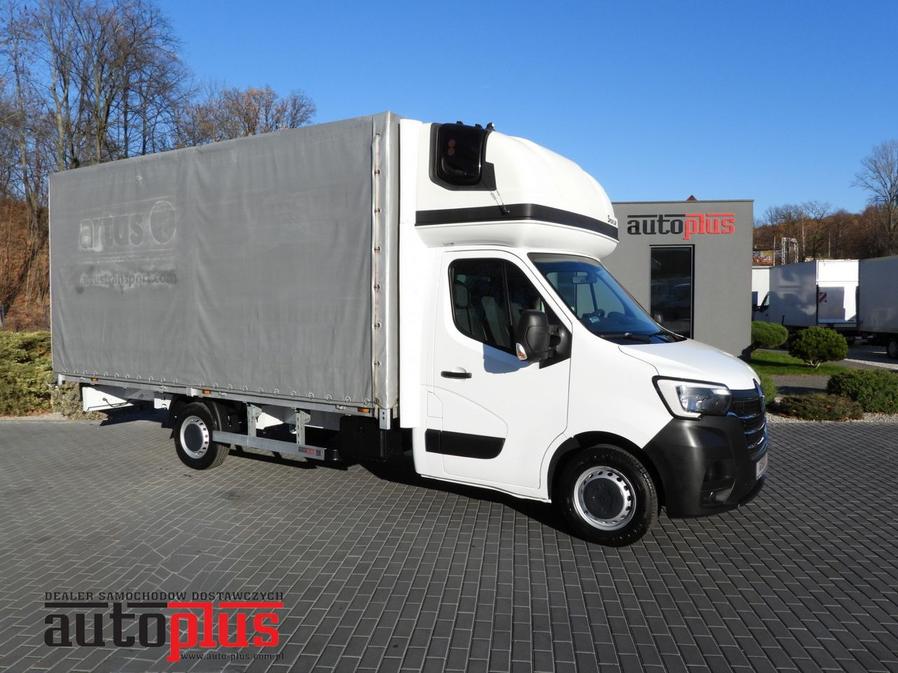 RENAULT MASTER TARPAULIN 10 PALLETS WEBASTO CRUISE CONTROL LED LIGHTS PNEUMATICS AIR CONDITIONING 165HP - Transporter mit Plane: das Bild 1 RENAULT MASTER TARPAULIN 10 PALLETS WEBASTO CRUISE CONTROL LED LIGHTS PNEUMATICS AIR CONDITIONING 165HP - Transporter mit Plane: das Bild 1