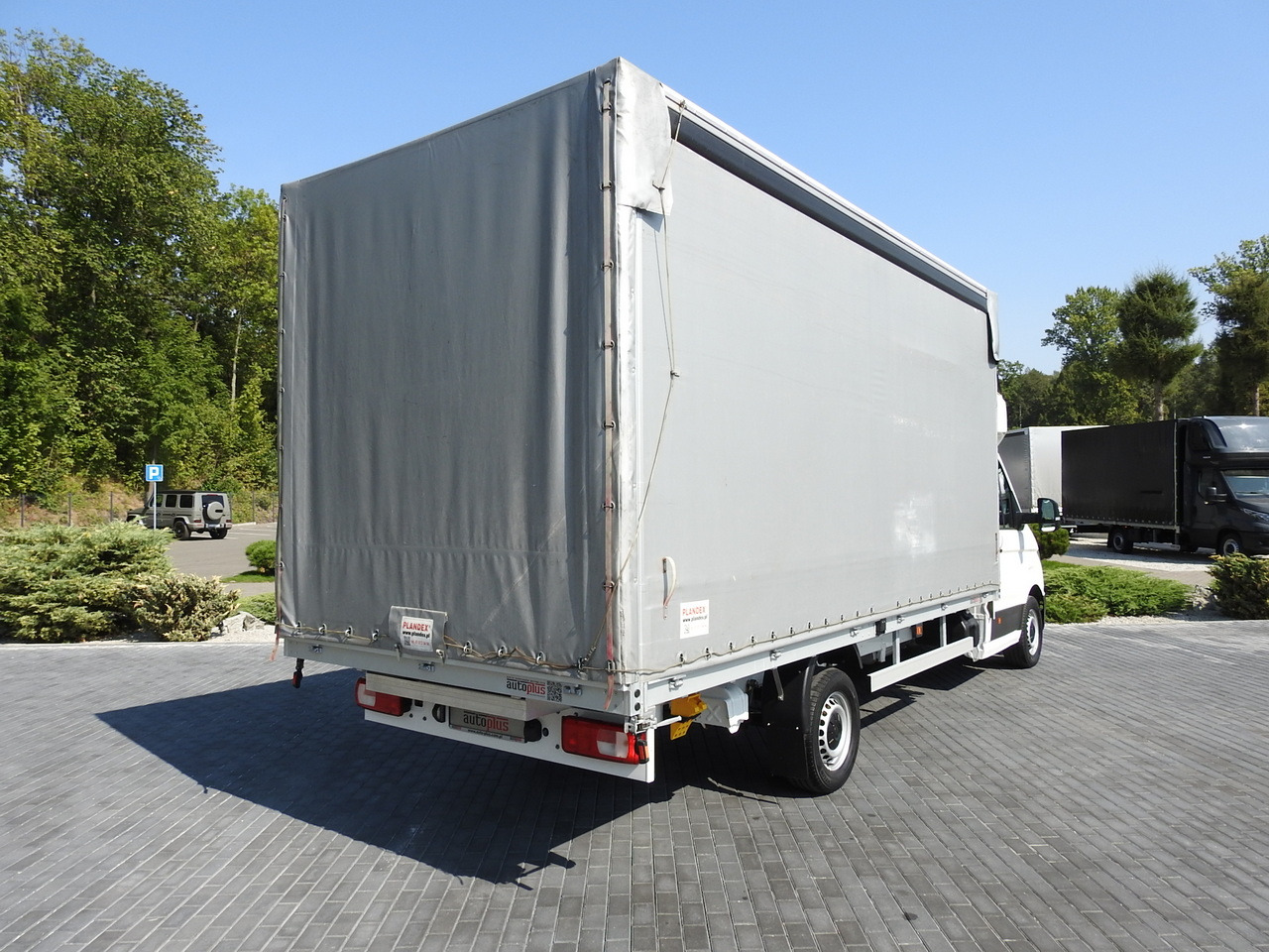 VOLKSWAGEN CRAFTER TARPAULIN 10 PALLETS WEBASTO CRUISE CONTROL AIR CONDITIONING LED LIGHTS 180HP - Transporter mit Plane: das Bild 3 VOLKSWAGEN CRAFTER TARPAULIN 10 PALLETS WEBASTO CRUISE CONTROL AIR CONDITIONING LED LIGHTS 180HP - Transporter mit Plane: das Bild 3