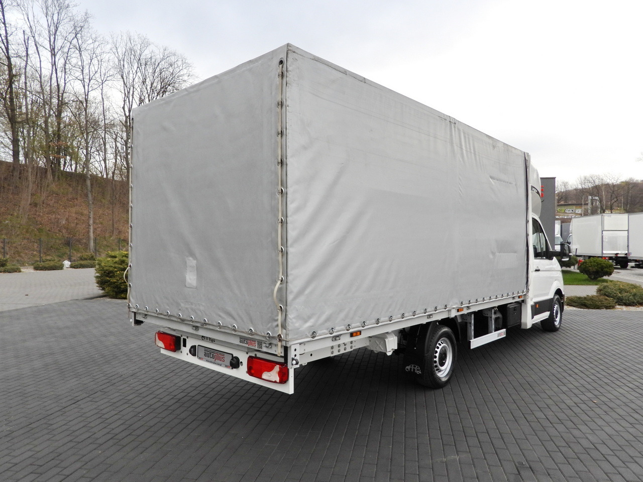 VOLKSWAGEN CRAFTER TARPAULIN 10 PALLETS WEBASTO CRUISE CONTROL LED LIGHTS 180HP - Transporter mit Plane: das Bild 3 VOLKSWAGEN CRAFTER TARPAULIN 10 PALLETS WEBASTO CRUISE CONTROL LED LIGHTS 180HP - Transporter mit Plane: das Bild 3