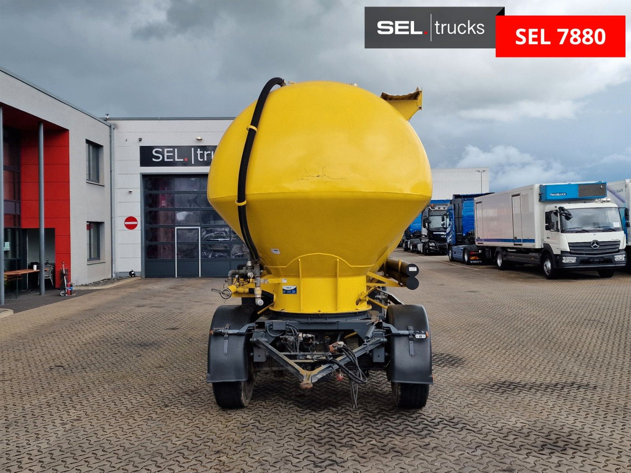 Feldbinder H.EUT 30.2 / 30.000 l - Tankanhänger: das Bild 2 Feldbinder H.EUT 30.2 / 30.000 l - Tankanhänger: das Bild 2