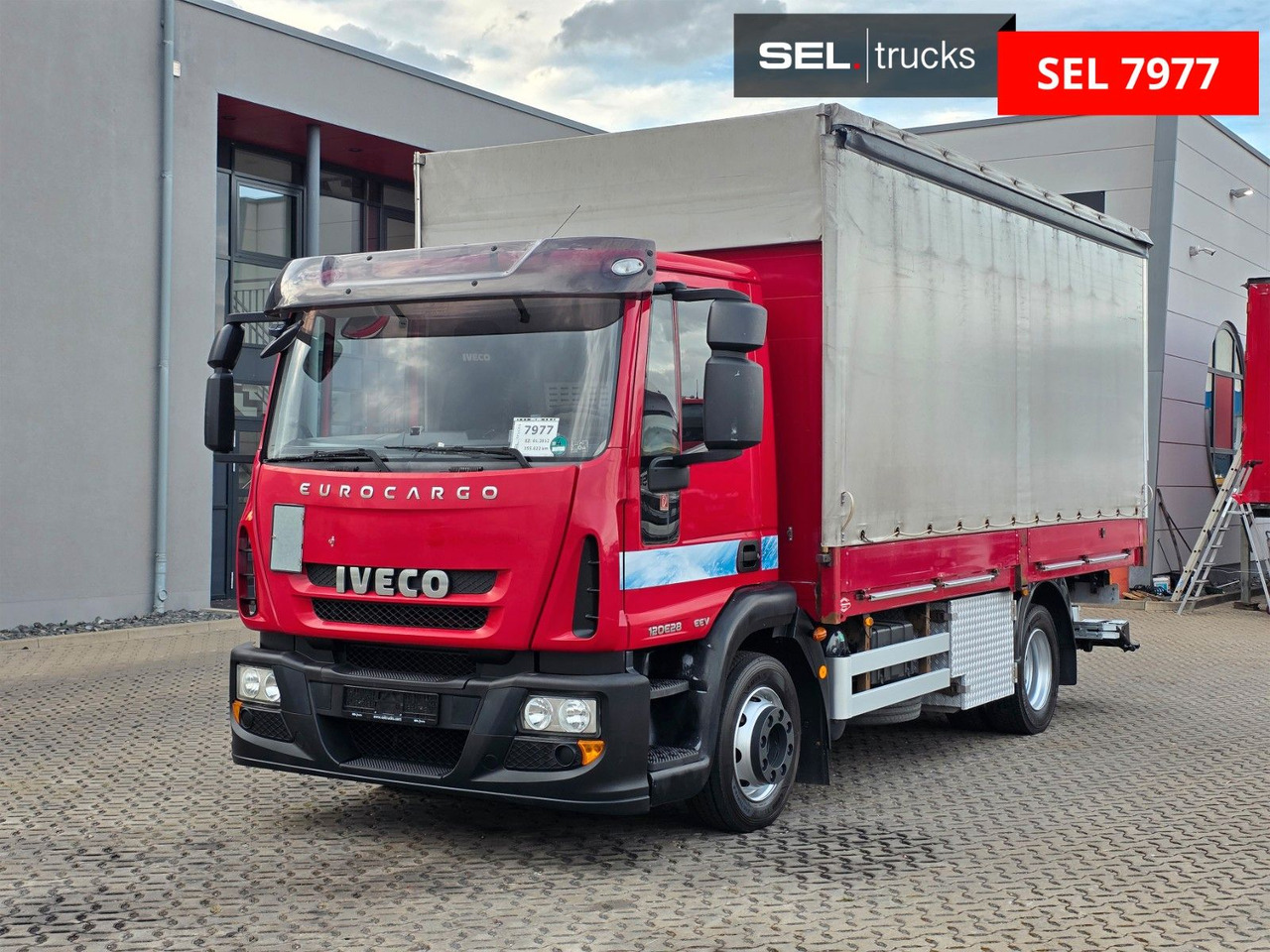 Iveco Eurocargo 120E28 / Ladebordwand / Aluklappen - Plane LKW: das Bild 1 Iveco Eurocargo 120E28 / Ladebordwand / Aluklappen - Plane LKW: das Bild 1