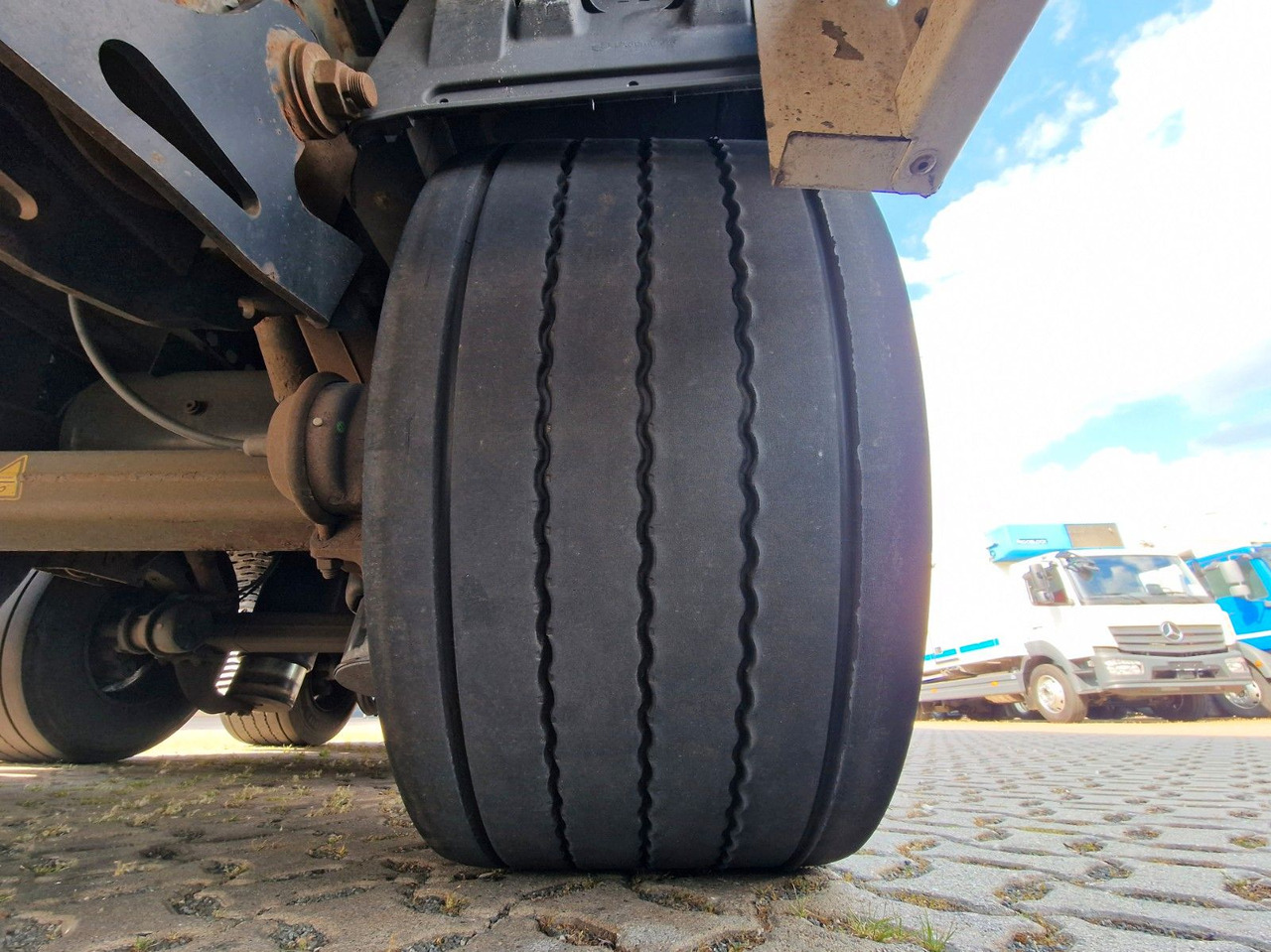 Planenauflieger Krone SD / Hubdach / EDSCHA / Mega: das Bild 24