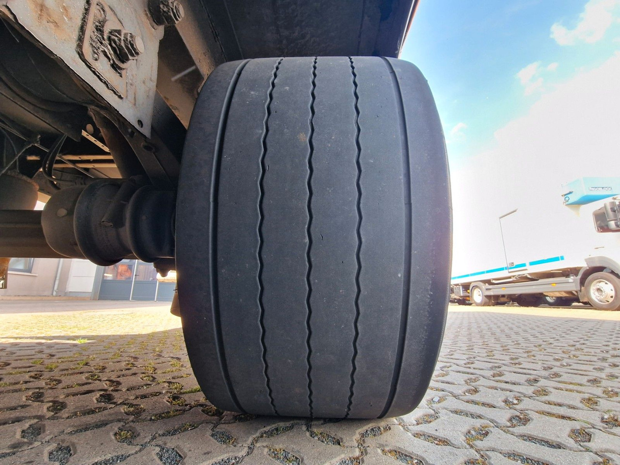 Planenauflieger Krone SD / Hubdach / EDSCHA / Mega: das Bild 26