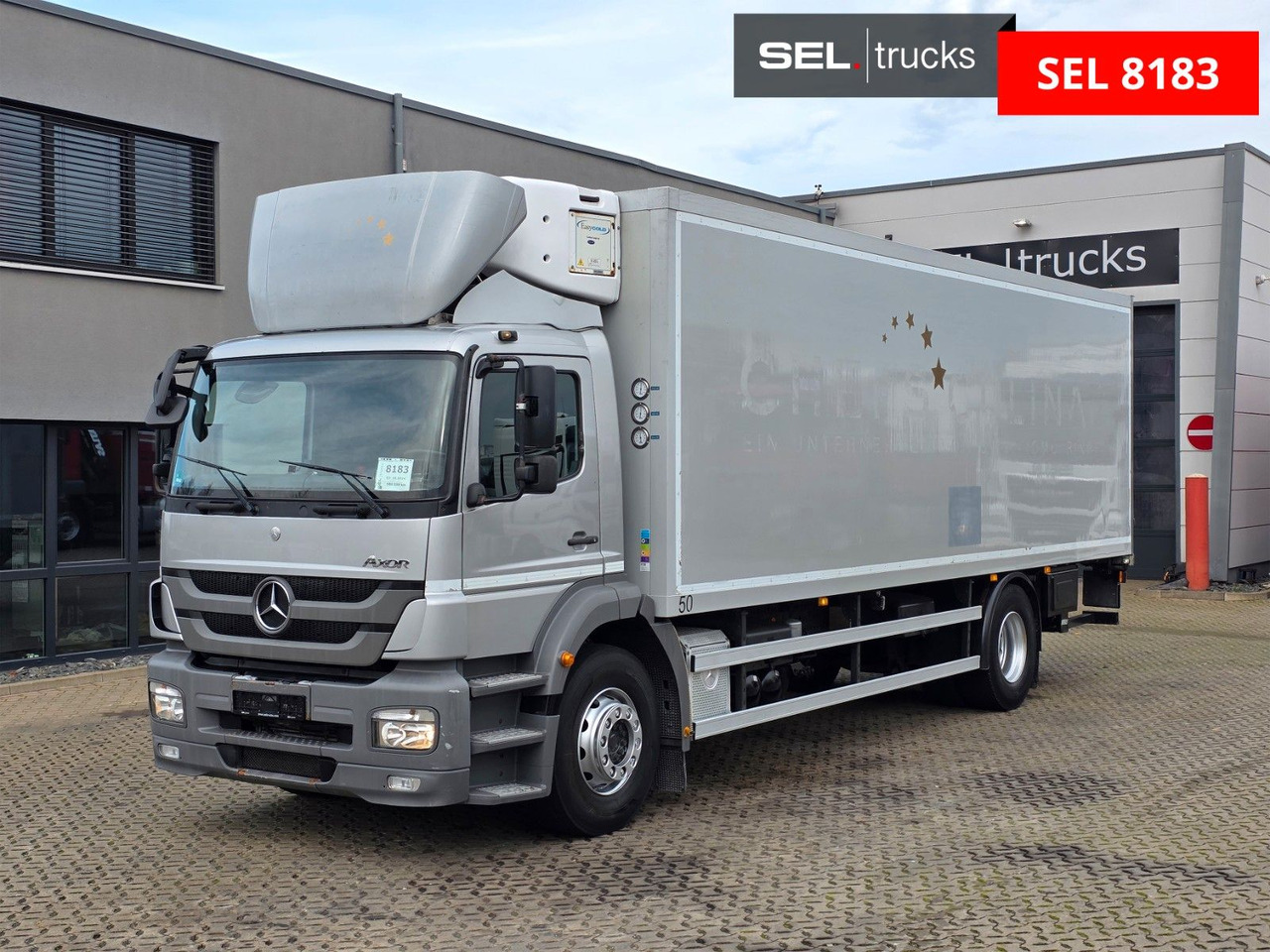 Mercedes-Benz Axor 1826 / Ladebordwand / Carrier Supra 1250 Mt - Kühlkoffer LKW: das Bild 1 Mercedes-Benz Axor 1826 / Ladebordwand / Carrier Supra 1250 Mt - Kühlkoffer LKW: das Bild 1