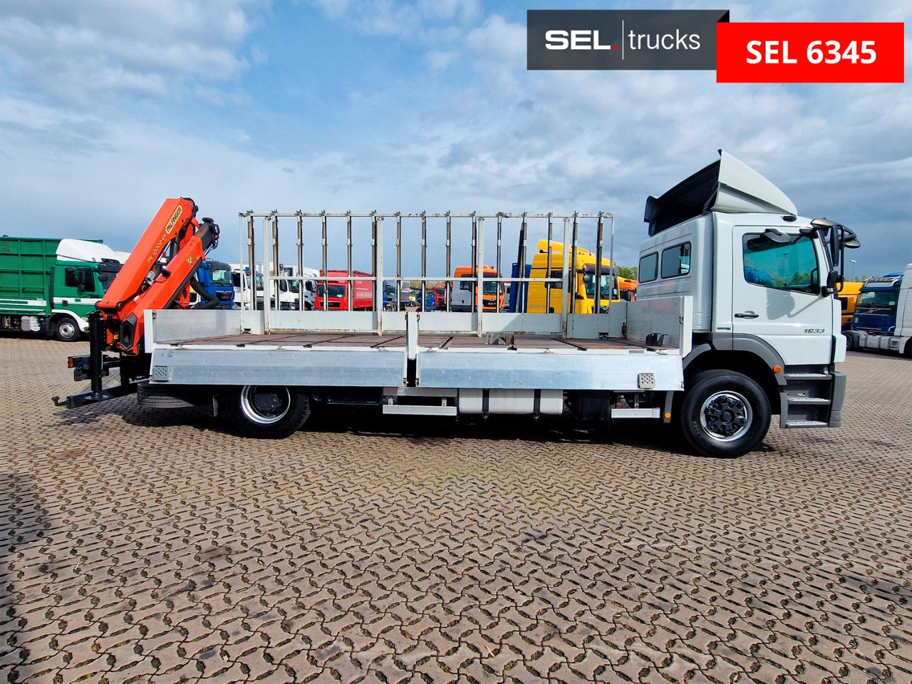 Mercedes-Benz Axor 1833L / Palfinger PK 12002-EH / GLAS - Autokran: das Bild 4 Mercedes-Benz Axor 1833L / Palfinger PK 12002-EH / GLAS - Autokran: das Bild 4