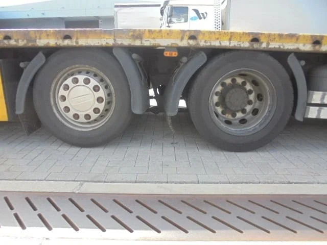 DAF XF 510 FAR 6X2 - Pritsche LKW: das Bild 4 DAF XF 510 FAR 6X2 - Pritsche LKW: das Bild 4