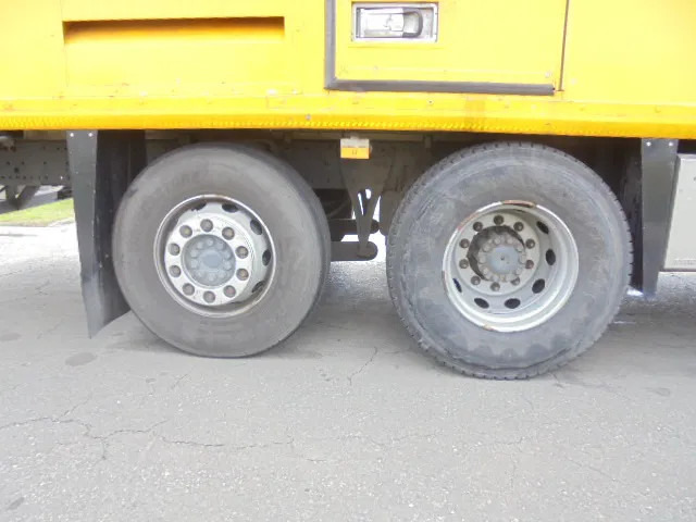 Saug-/ Spülfahrzeug Mercedes-Benz Axor 2540 + HAMMELMAN DEUTZ: das Bild 16 Saug-/ Spülfahrzeug Mercedes-Benz Axor 2540 + HAMMELMAN DEUTZ: das Bild 16