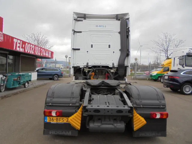 Mercedes-Benz Actros 1842 LS EUR6 - Sattelzugmaschine: das Bild 5 Mercedes-Benz Actros 1842 LS EUR6 - Sattelzugmaschine: das Bild 5