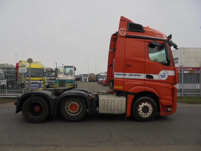 Mercedes-Benz Actros 2645 NL TRUCK - Sattelzugmaschine: das Bild 4 Mercedes-Benz Actros 2645 NL TRUCK - Sattelzugmaschine: das Bild 4