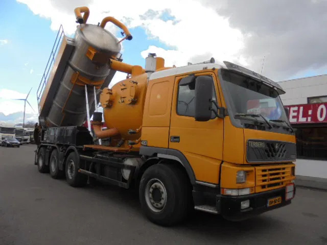 Terberg FM 1850 8X4 TRIPLE NL TRUCK - Saug-/ Spülfahrzeug: das Bild 2 Terberg FM 1850 8X4 TRIPLE NL TRUCK - Saug-/ Spülfahrzeug: das Bild 2