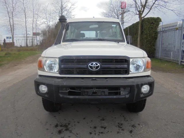 Toyota Land Cruiser HZJ78L 4WD EXPORT OUT EU ONLY - SUV/ Geländewagen: das Bild 2 Toyota Land Cruiser HZJ78L 4WD EXPORT OUT EU ONLY - SUV/ Geländewagen: das Bild 2