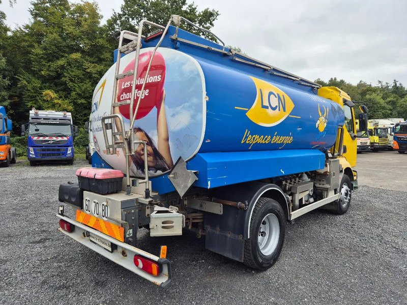 Renault Midlum 220 10500L FUEL / CARBURANT - 4 COMP/A LAMES - Tankwagen: das Bild 5 Renault Midlum 220 10500L FUEL / CARBURANT - 4 COMP/A LAMES - Tankwagen: das Bild 5