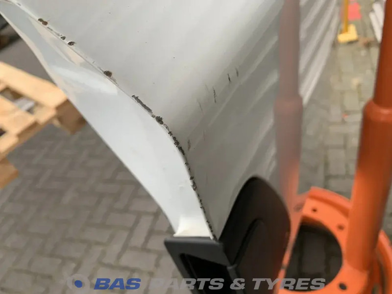 DAF CF Euro 6 Portier Rechts DAF 1355334 - Tür und Teile für LKW: das Bild 3 DAF CF Euro 6 Portier Rechts DAF 1355334 - Tür und Teile für LKW: das Bild 3