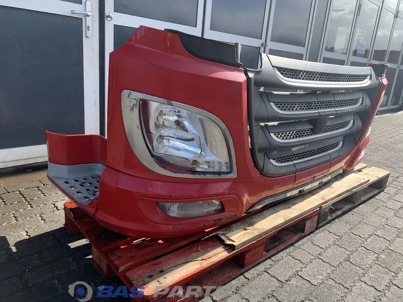 DAF XF106 Bumper DAF 2033875 - Stoßstange für LKW: das Bild 3 DAF XF106 Bumper DAF 2033875 - Stoßstange für LKW: das Bild 3