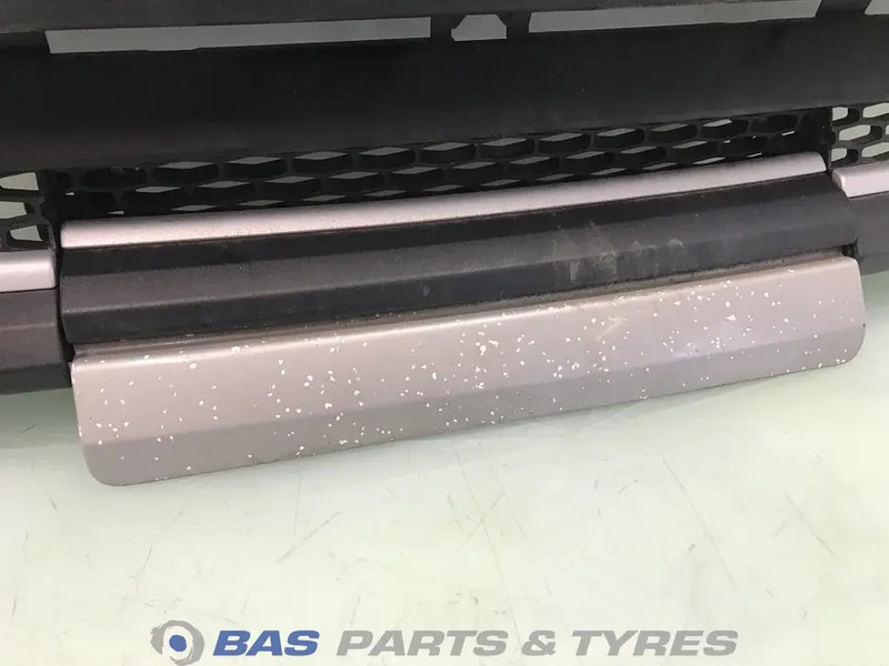 DAF XF106 Grille DAF 1886591 - Kühlergrill für LKW: das Bild 3 DAF XF106 Grille DAF 1886591 - Kühlergrill für LKW: das Bild 3